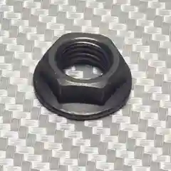 Белый болты на велосипед / Велосипедная гайка