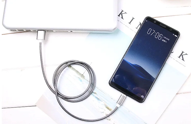 Серебряный кабель usb полностью в металле