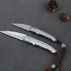 Нож из дамасской стали ручной ковки