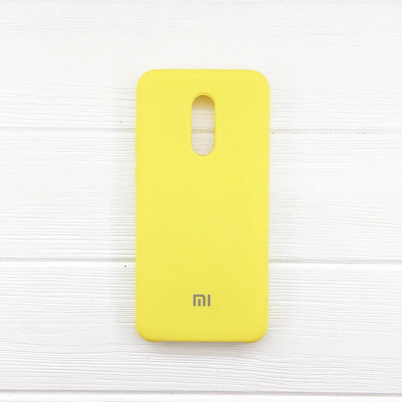 Желтый чехол на XIAOMI