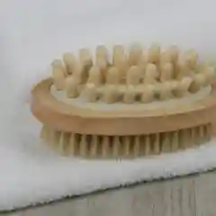 Щетка для тела массажная двухсторонняя