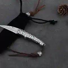 Нож из дамасской стали ручной ковки
