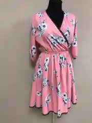 Платье с цветами и птицами