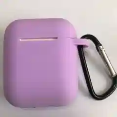 Лавандовый силиконовый чехол для AirPods с карабином