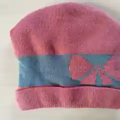 Коралловый шапка