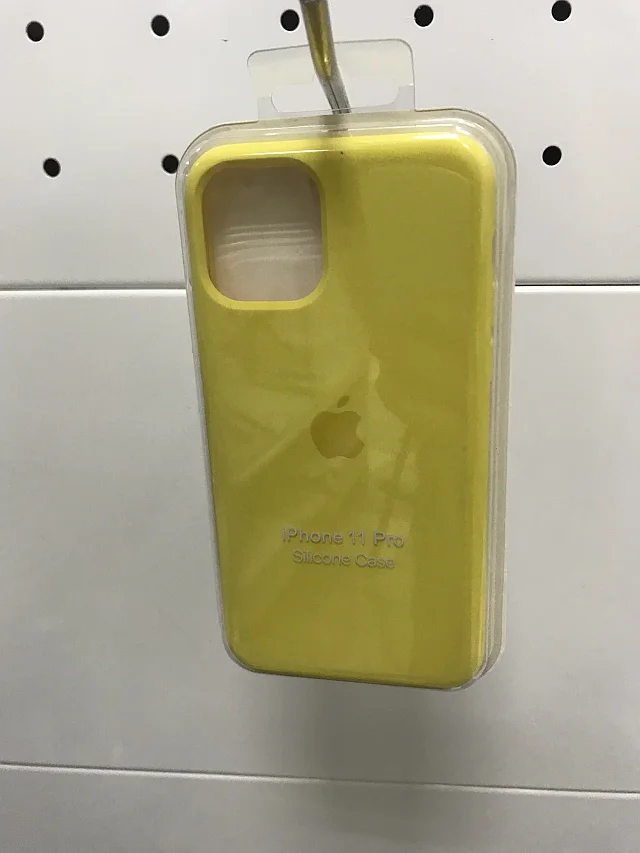 Желтый чехол iPhone 11pro