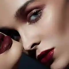 Устойчивая профессиональная помада just lip gloss