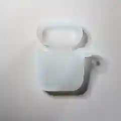 Серебряный силиконовый чехол для Apple Airpods