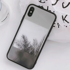 Стеклянный чехол для iPhone