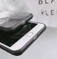Стеклянный чехол для iPhone