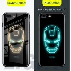 Чехол из каленого стекла для iPhone (светящийся)