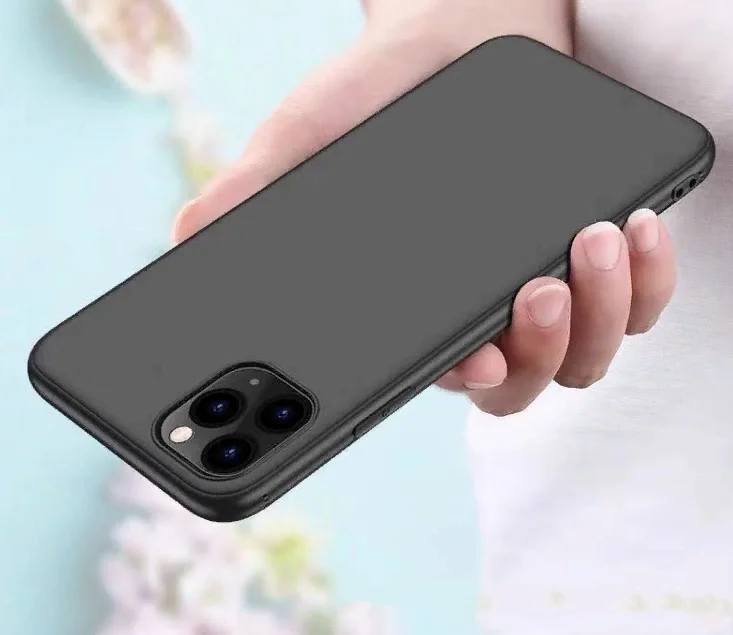 Черный ультратонкий матовый чехол для iPhone