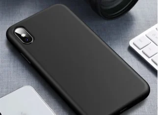 Черный чехол Apple Silicone Case для iPhone