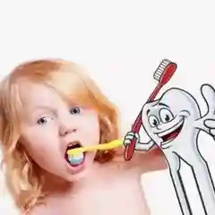 Детская зубная щетка с детскими часами