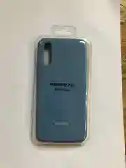 Розовый силиконовый чехол Huawei P20