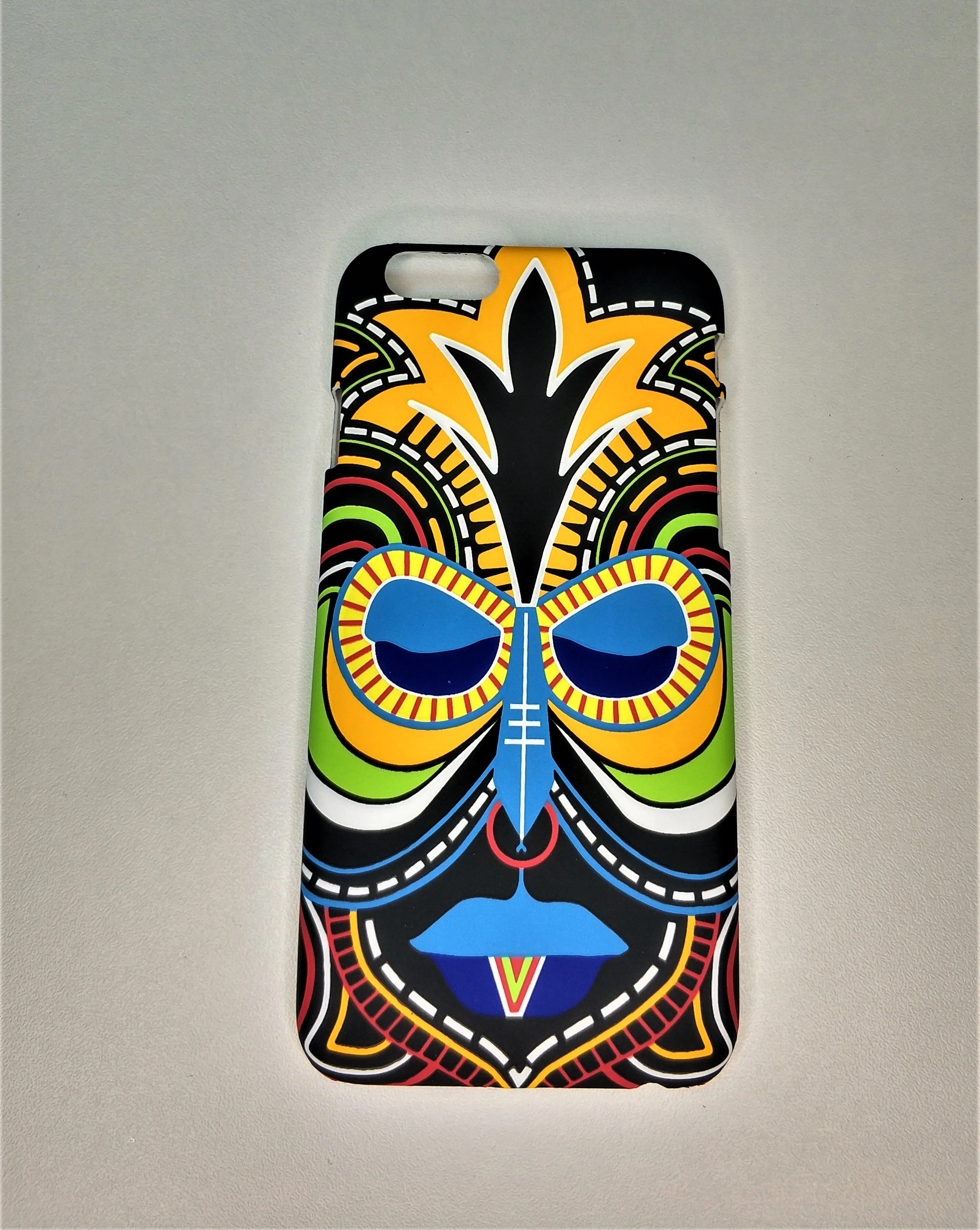 Красный чехол-накладка iPhone 6 / 6s пластиковый с рисунком