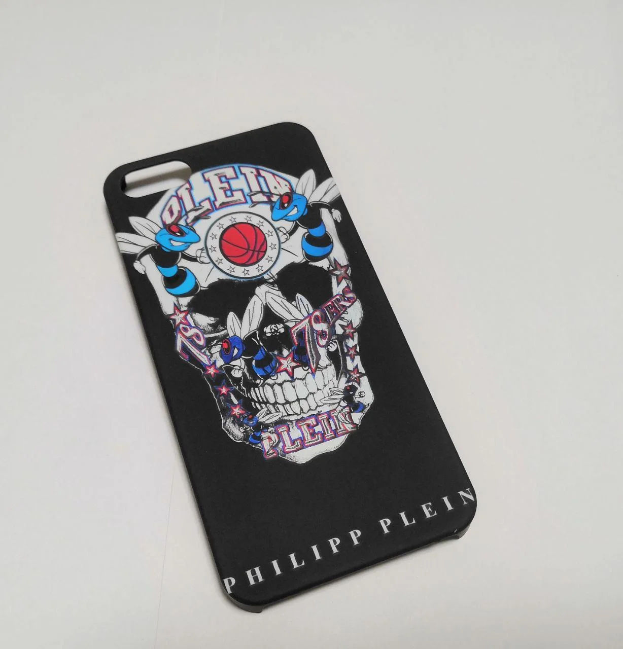 Чехол, задняя накладка на iPhone SE 5 6 6plus 7 7plus 8 8plus