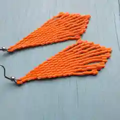 Оранжевый серьги из бисера "Лель"