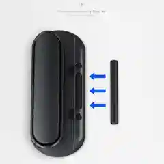 Белый номер телефона с держателем телефона и ароматизатором