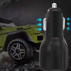 Белый автомобильное зарядное устройсво