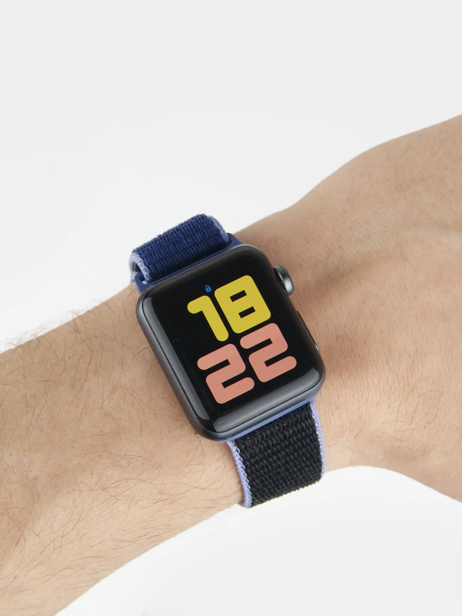 Белый нейлоновый ремешок для Apple Watch