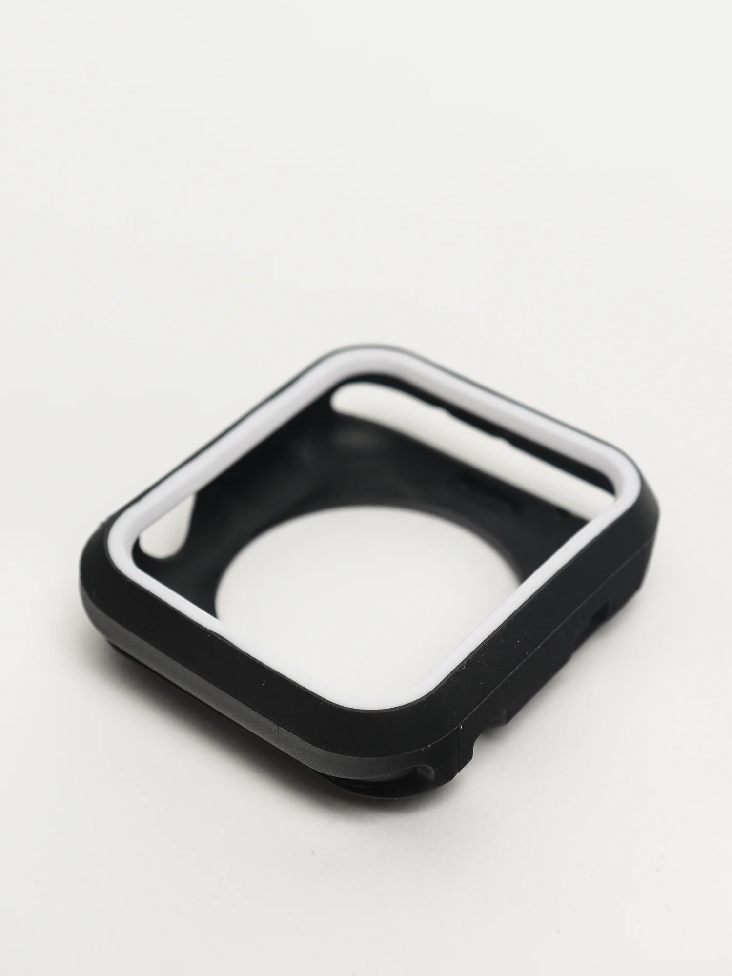 Белый защитный чехол для apple watch