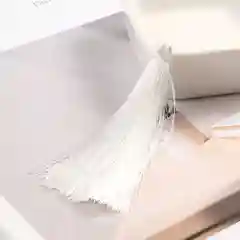Белый кисточки декоративные для рукоделия и изготовления сережек