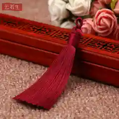Багровый кисточки декоративные 8 см для рукоделия и изготовления сережек
