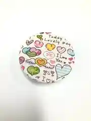 Серебряный попсокет Popsocket держатель для телефона и наушников. Сердце, губы, поцелуй, любовь