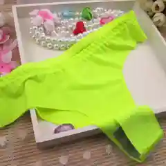 Лайм трусы стринги женские бесшовные