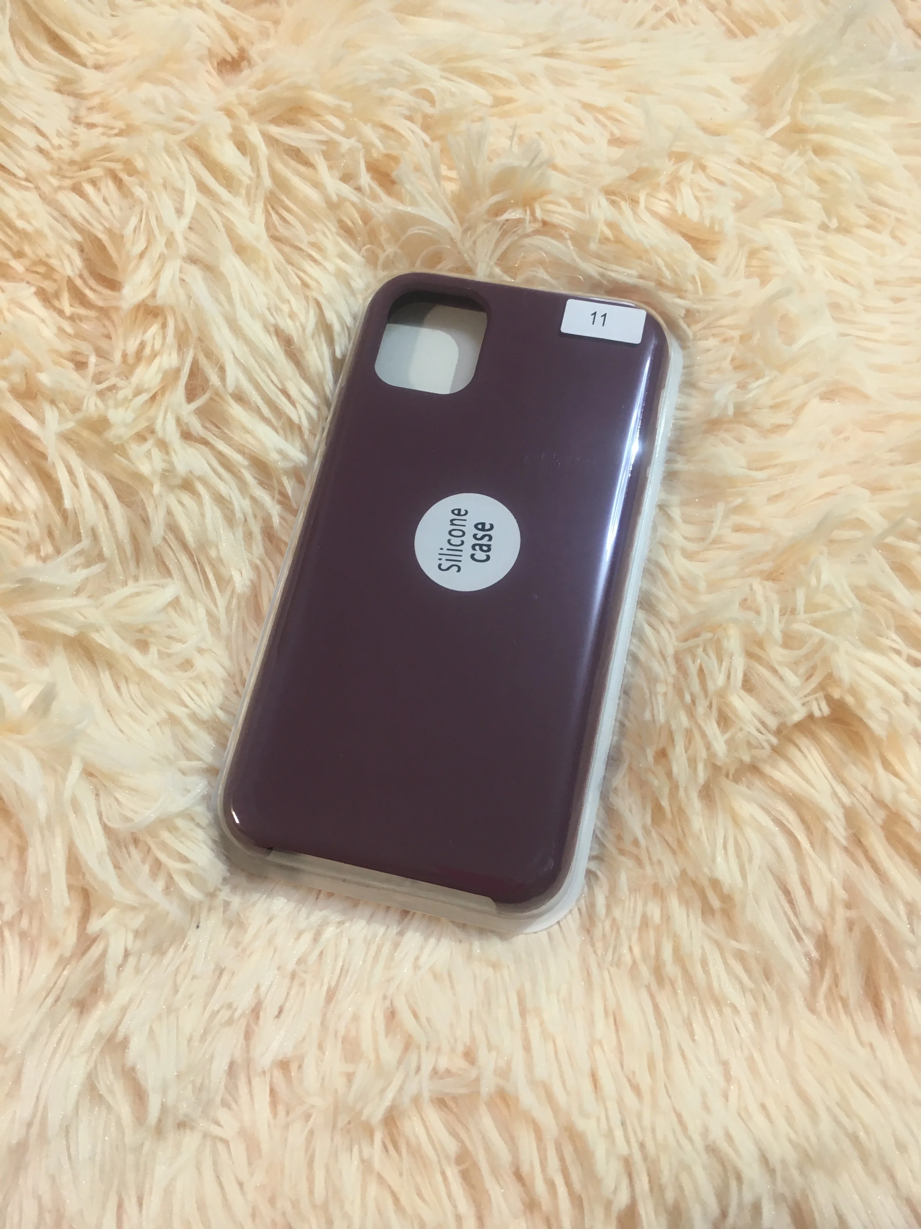 Багровый чехол Apple Silicone Case для Iphone 11