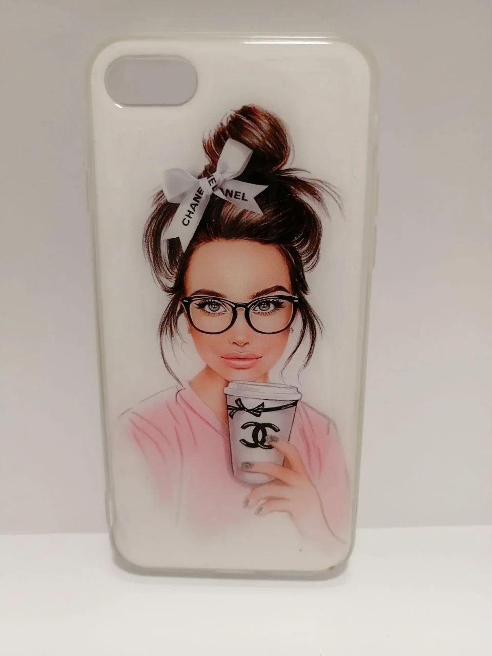 Силиконовые чехлы iphone - 7,8,se 2020