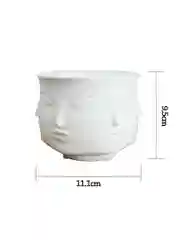 Белый цветочный горшок