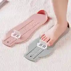 Измеритель стопы ребенка