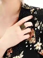 Кольцо широкое прямоугольной формы Tanis
