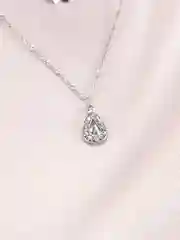 Цепочка ожерелье, двухслойная с бабочкой со стразами Tatiana