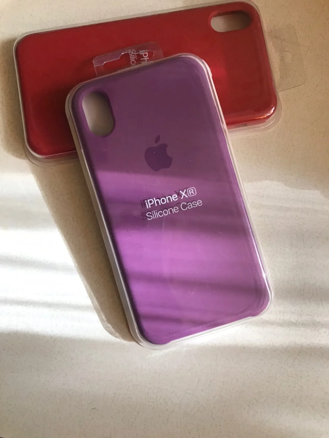 Пурпурный защитный силиконовый чехол для iPhone XR с яблоком