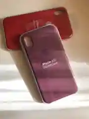 Фиолетовый защитный силиконовый чехол для iPhone XR с яблоком