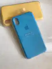 Голубой защитный силиконовый чехол для iPhone XR с яблоком
