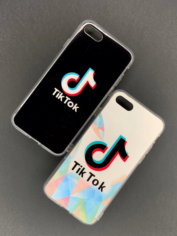Чехол для iPhone из гибкого пластика "Tik Tok"