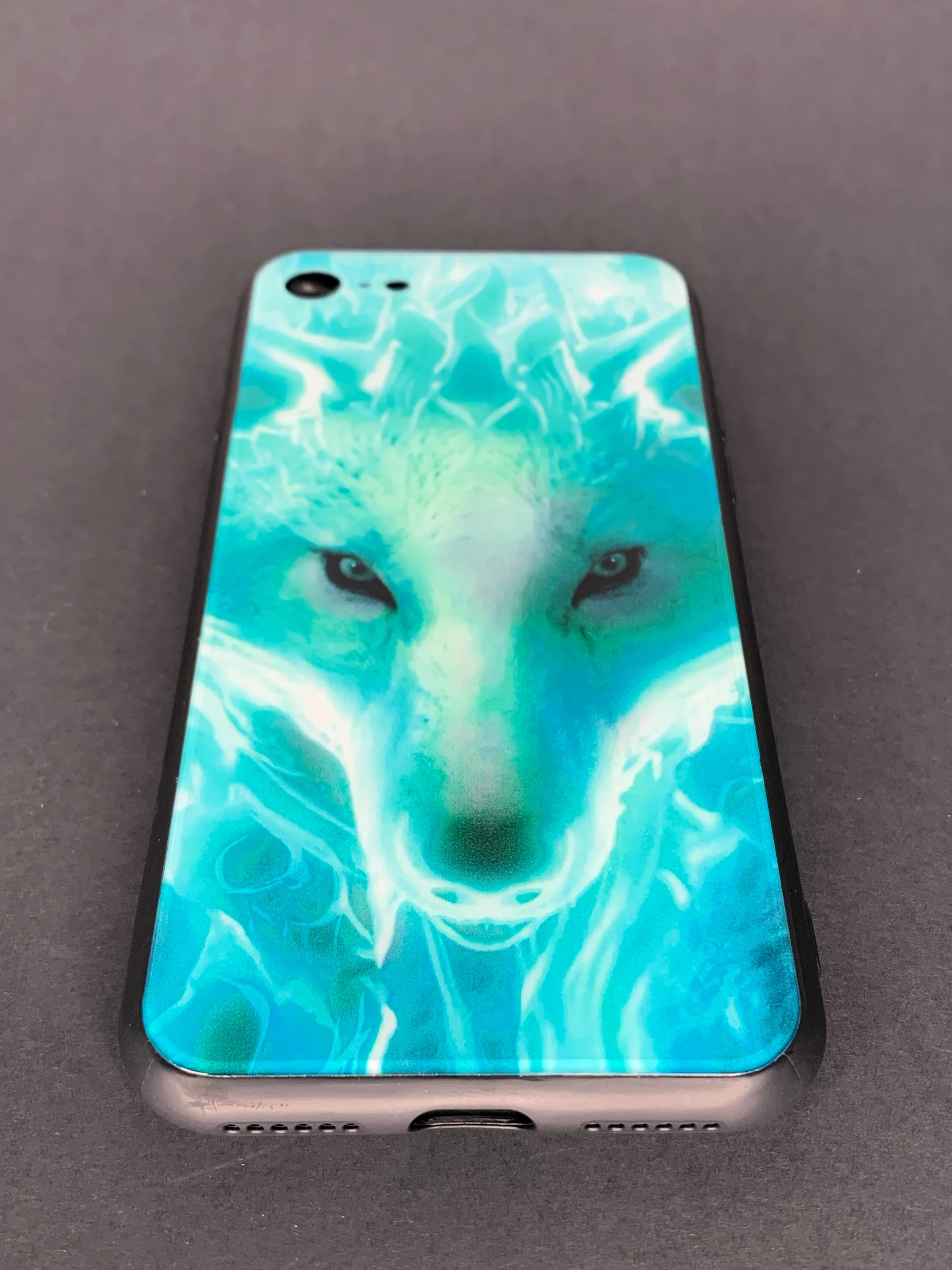 Чехол для iPhone из гибкого пластика "Волк. Барс"