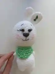 Зайчик белый с короткими ушками