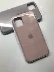 Карамельный силиконовый защитный чехол на iPhone 11