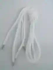 Белый шнурки  90 см