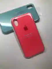 Оранжевый защитный силиконовый чехол для iPhone XR с яблоком