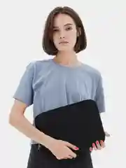 Черный вместительная сумка для ноутбука