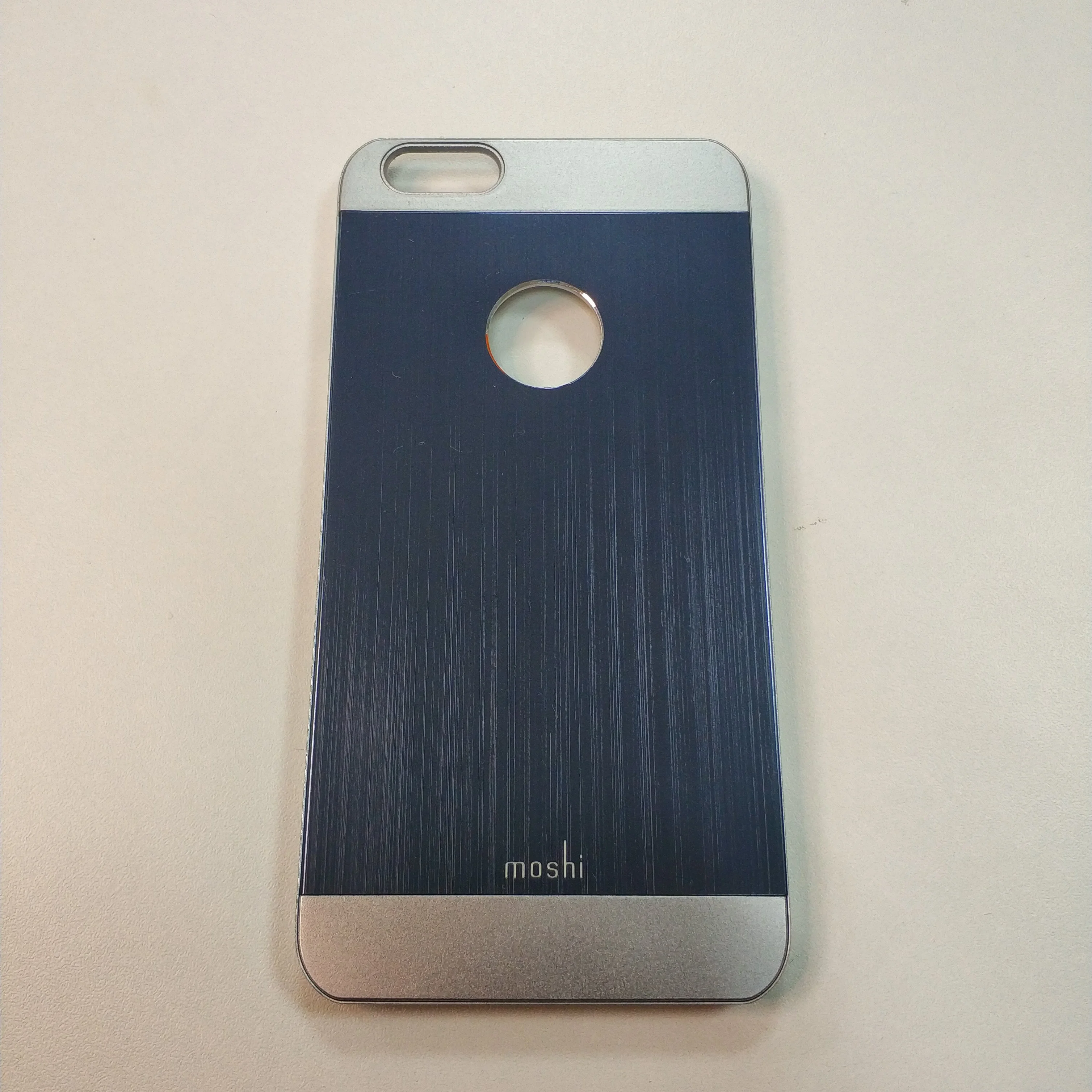 Серый чехол для iPhone 6 plus
