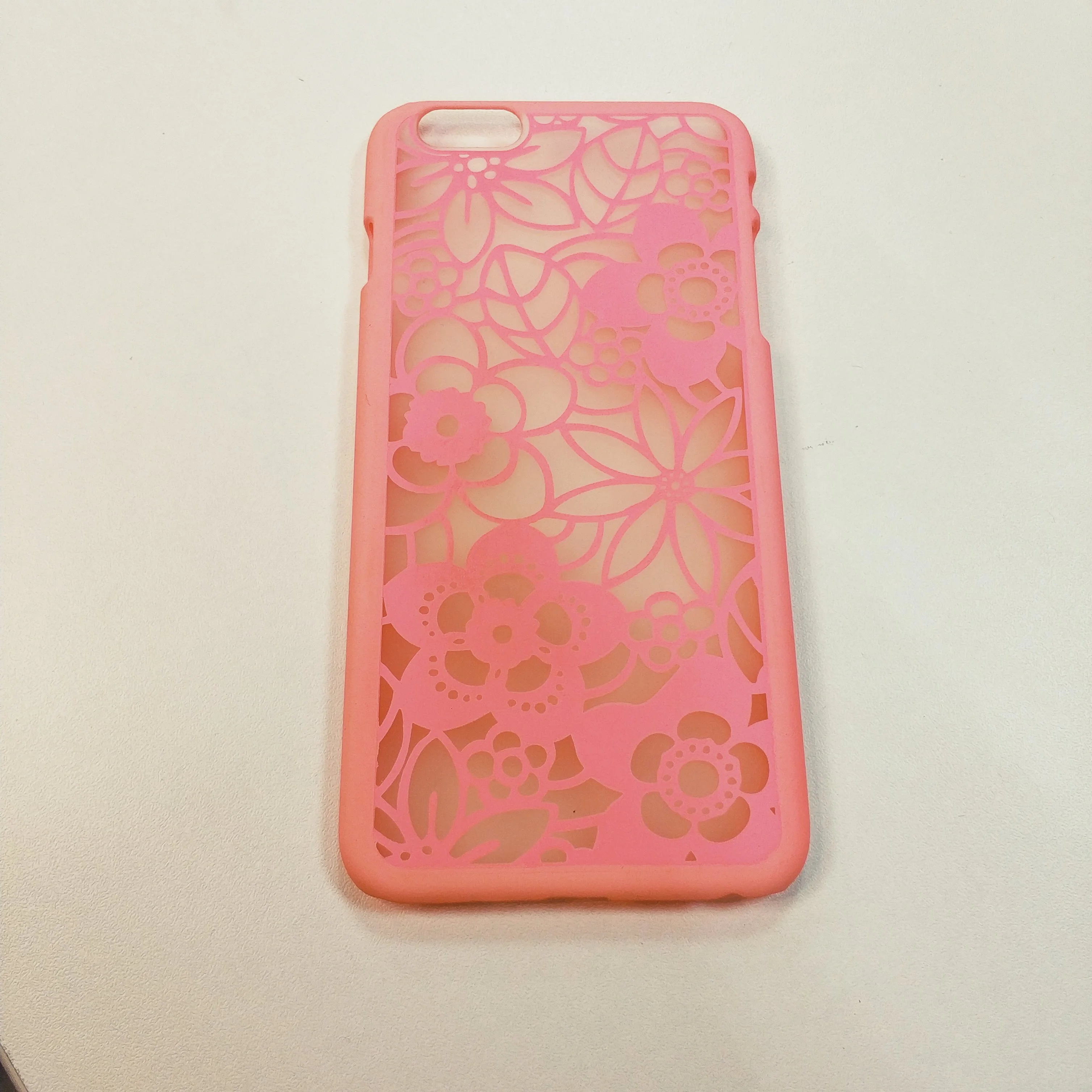 Белый чехол для iPhone 6 plus