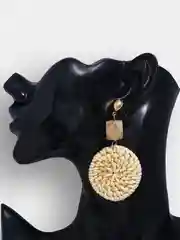 Серьги из ротанга плетенные