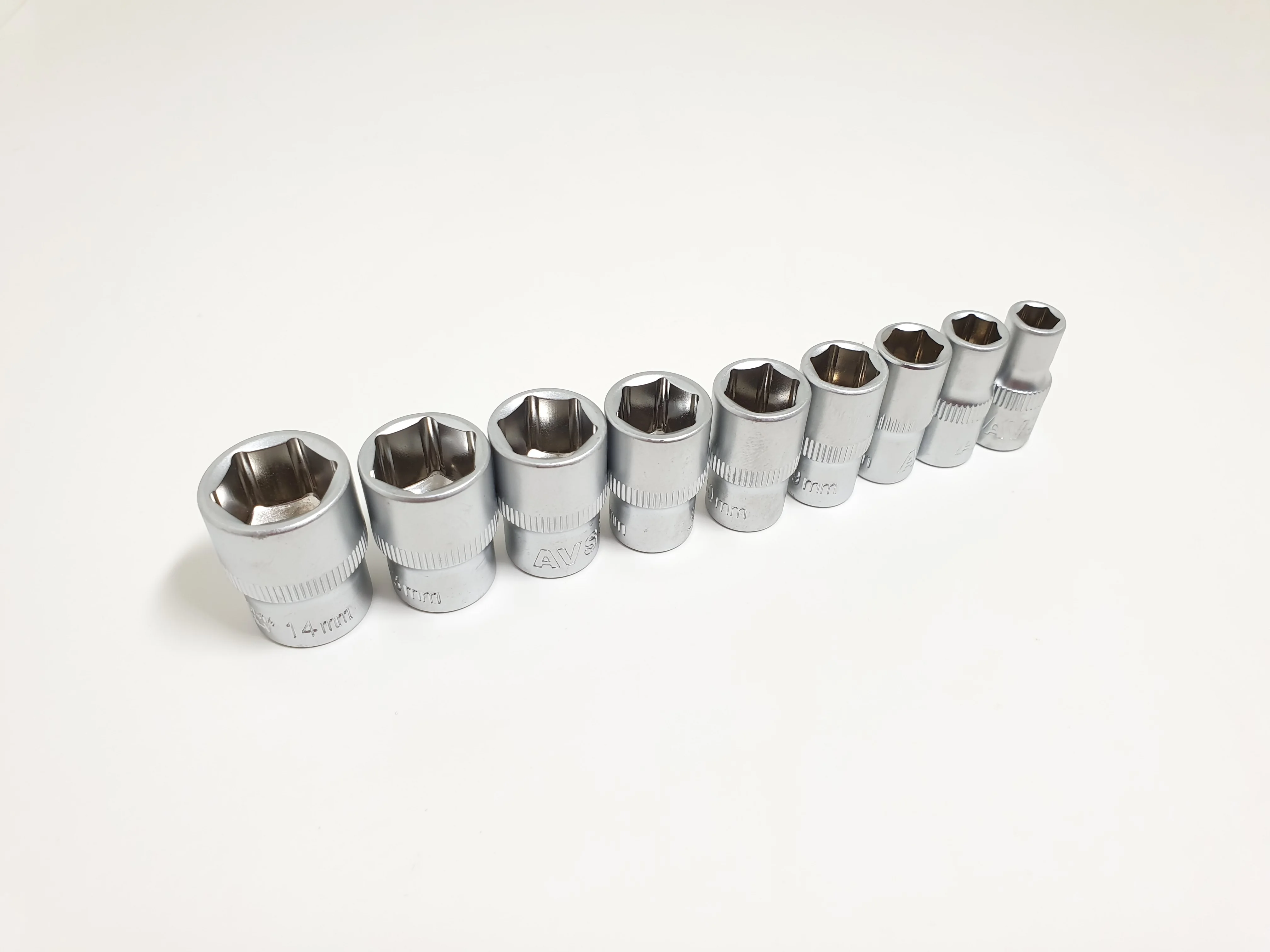 Головка торцевая 1/4DR шестигранная